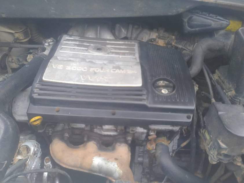 A picture of First body Toyota sienna for sale call O8037665153 