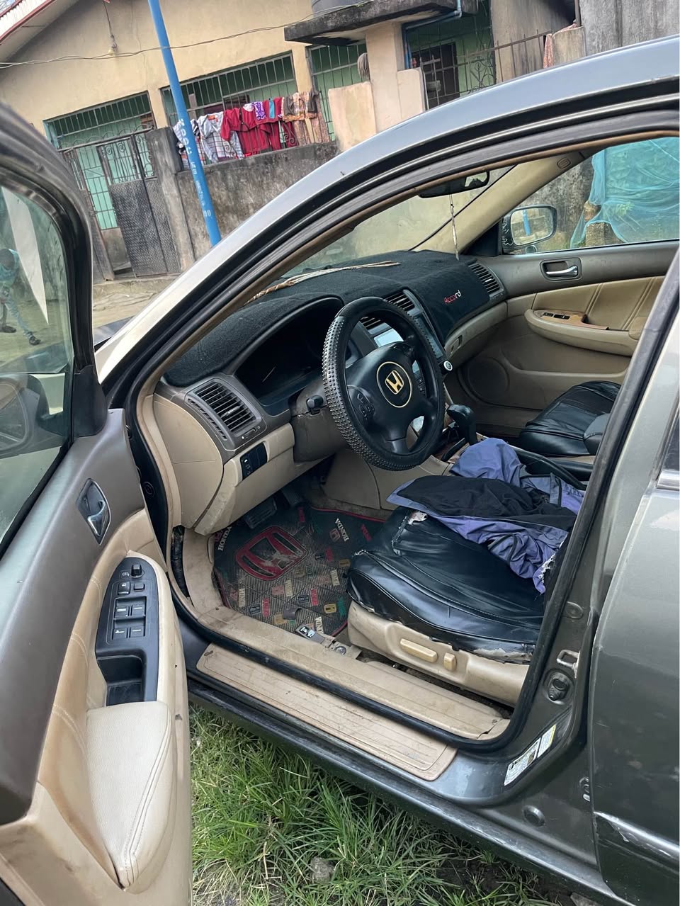 A picture of 2006 Honda accord