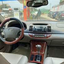 A picture of Toyota Camry XLE 2005 06 register V6
