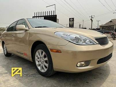 A picture of ALB Autoshop Vehicle Brand 2004 Lexus ES 300 Premium Price