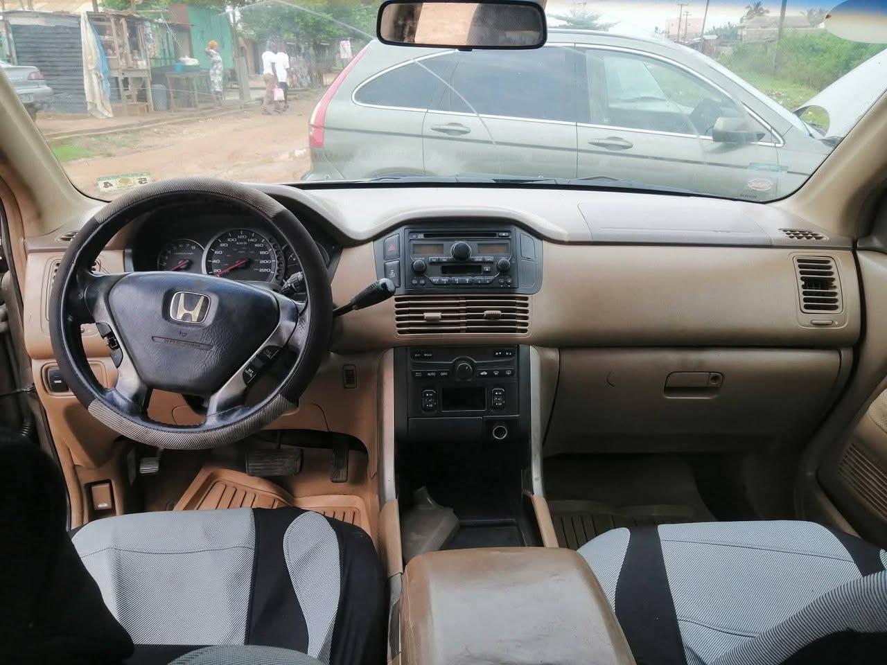 A picture of 2003 Honda pilot 2003