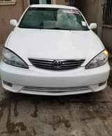 A picture of A Toyota Camry 09161519383 1 100 000 to me