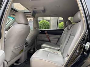 A picture of Direct Belgium Standard 2008 Toyota highlander Limited Car is kitted