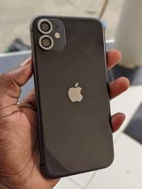 A picture of Iphone 11