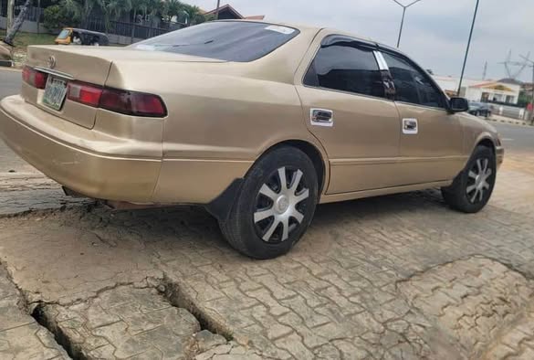 A picture of Tomorrow morning Deal Toyota Camry Pencil Good Engineand Gear Chilling