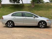 A picture of 2005 Honda Civic B