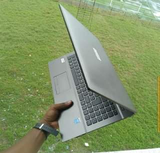 A picture of slim laptop STONE core i5