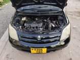 A picture of Toyota Ist CNS
