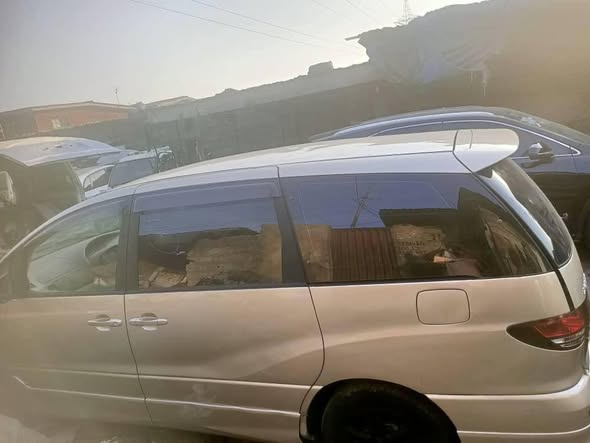 A picture of Foreign Used 2005 Toyota previa Going for 8 5M Location