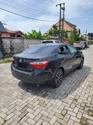 A picture of 2014 corolla