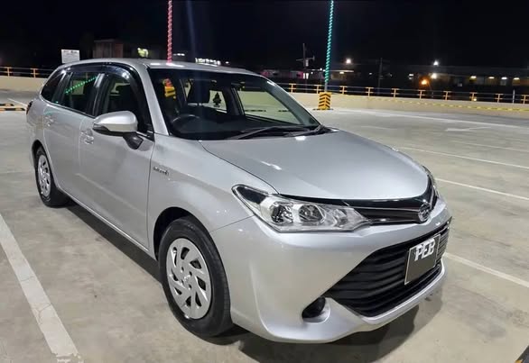 toyota fielder