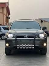 A picture of Toyota highlander 2010