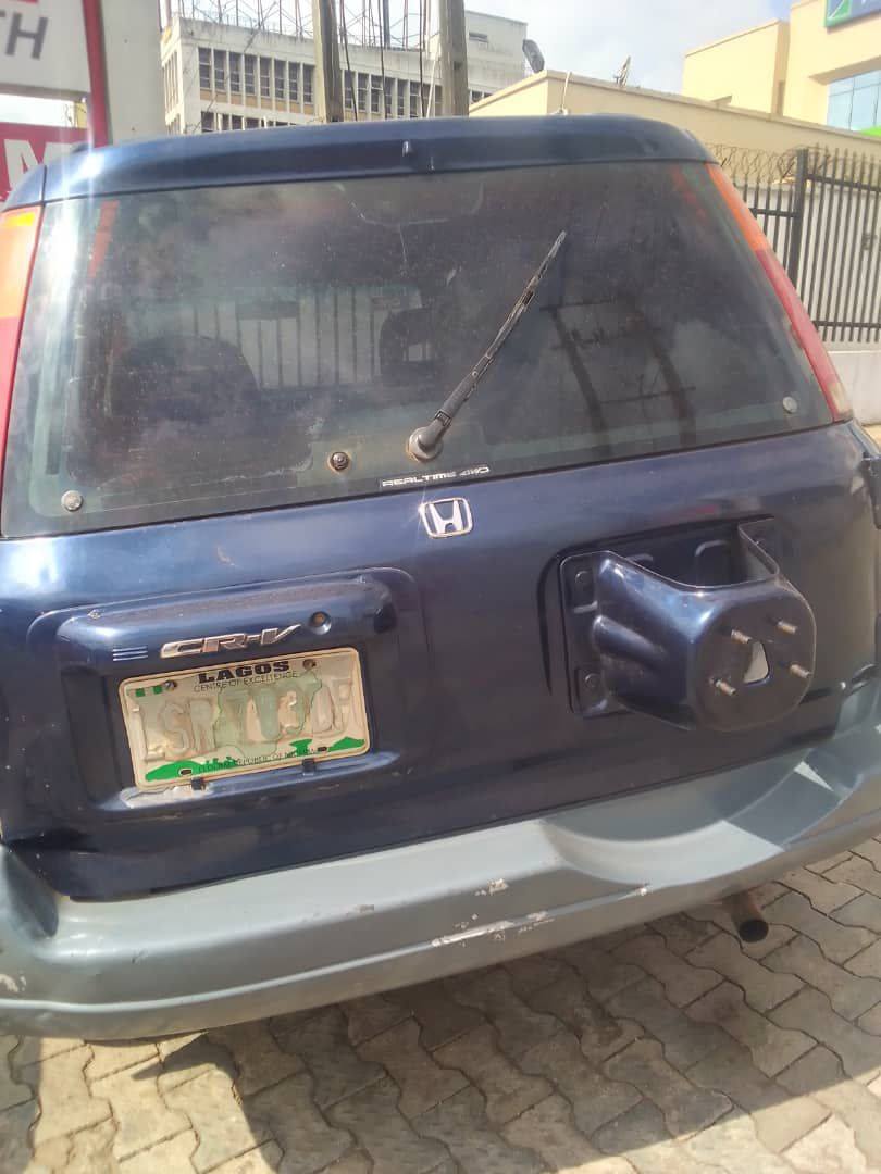 A picture of Honda CRV 2000