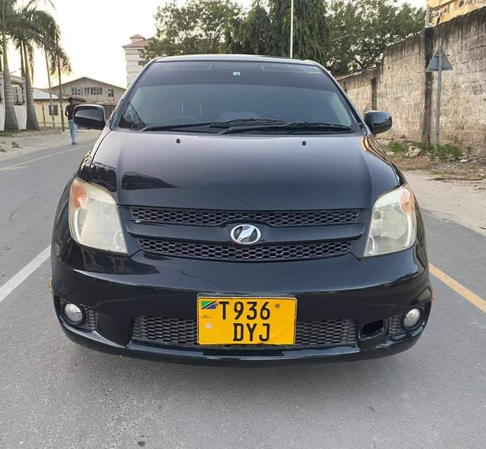 used toyota ist