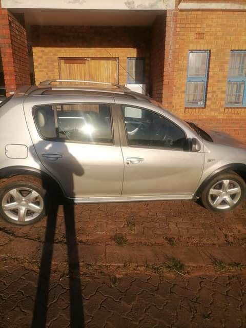 renault sandero stepway
