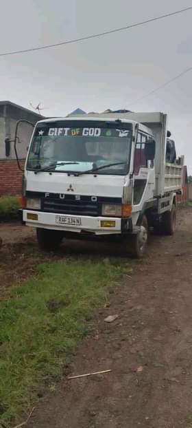 mitsubishi fuso fighter