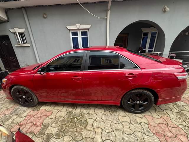 A picture of Toyota Camry Sport