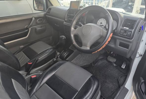 A picture of SUZUKI JIMNY
