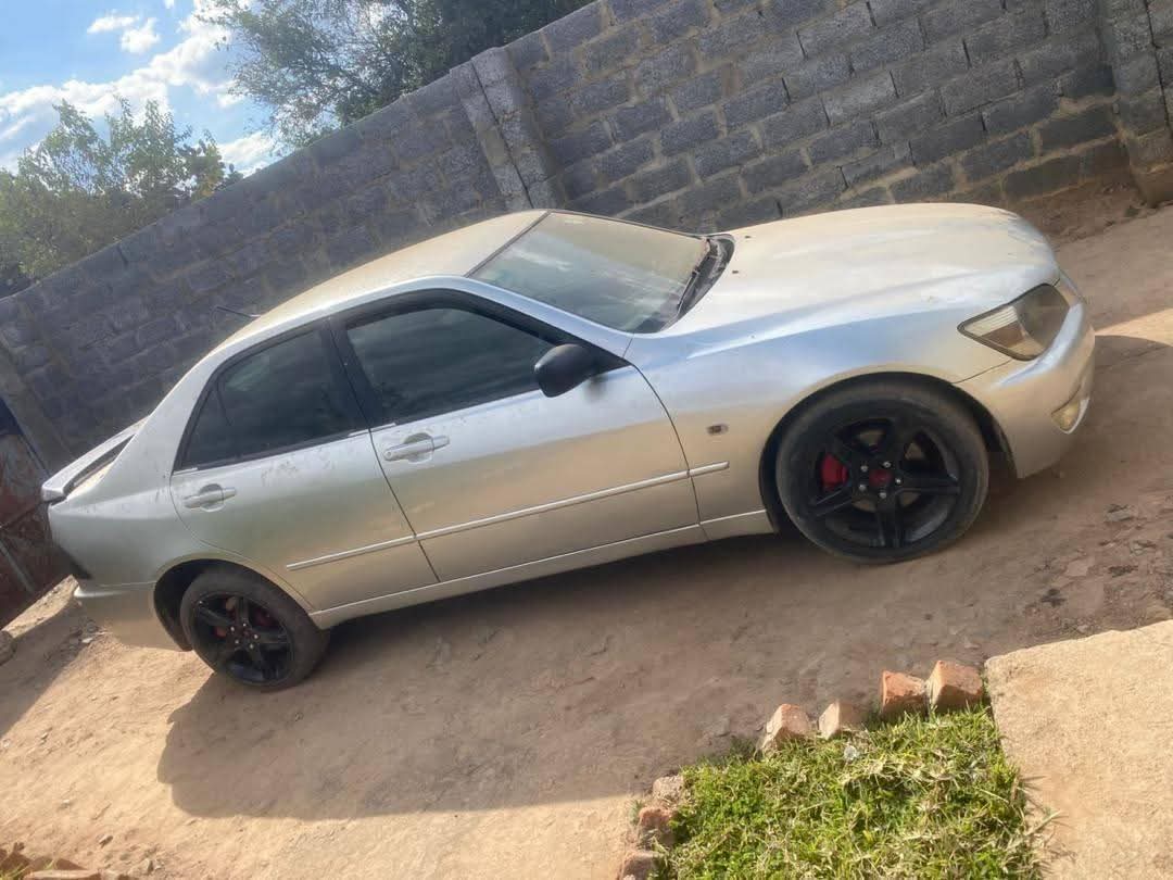 used toyota altezza
