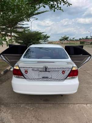 A picture of 2006 Toyota Camry