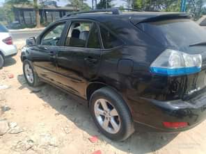 A picture of Rx 330 buy and drive nothing to fix location Aba