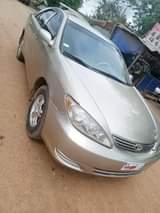 A picture of Toyota Camry 04 Contact 08101881600