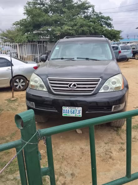 A picture of SUPER CLEAN LEXUS GX 470 2007