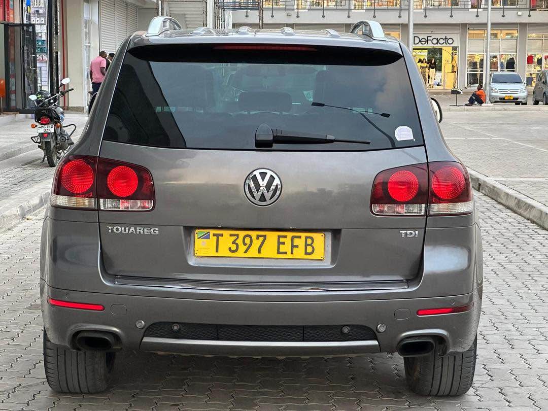 A picture of VOLKSWAGEN TOUAREG DIESEL 