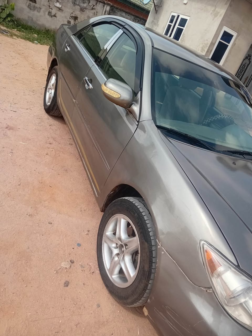 A picture of 2004 Toyota Camry