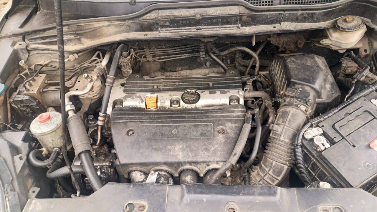 A picture of Register Honda CRV2008 engine gear ac working fine 3 750