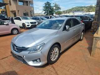 A picture of 2015 Toyota Mark X