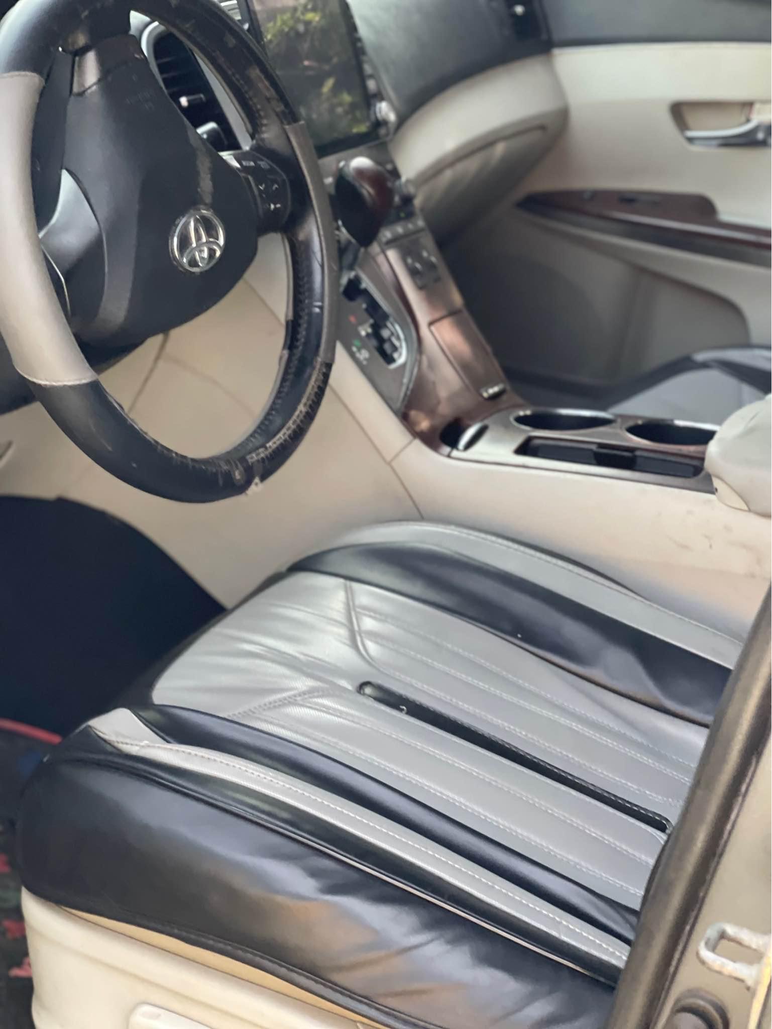 A picture of 2011 venza buy and drive 8 5m
