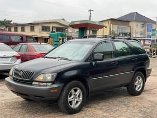 A picture of Neatly used 2001 Lexus RX300 Unscrewed Engine gear A c