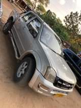 isuzu kb300