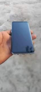A picture of samsung s8