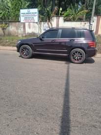A picture of Isikan ondo road opposite st louis nur and primary school