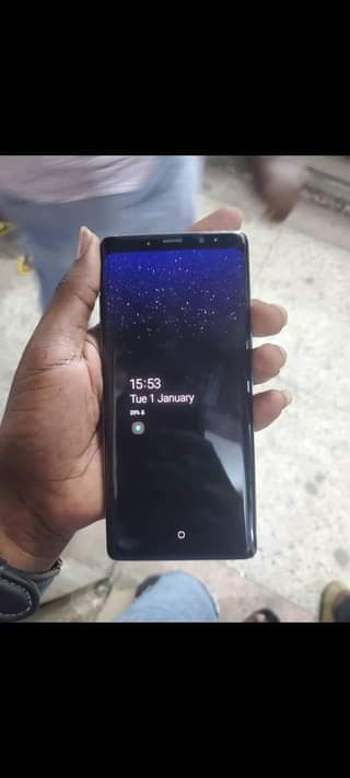 A picture of SAMSUNG NOTE 8