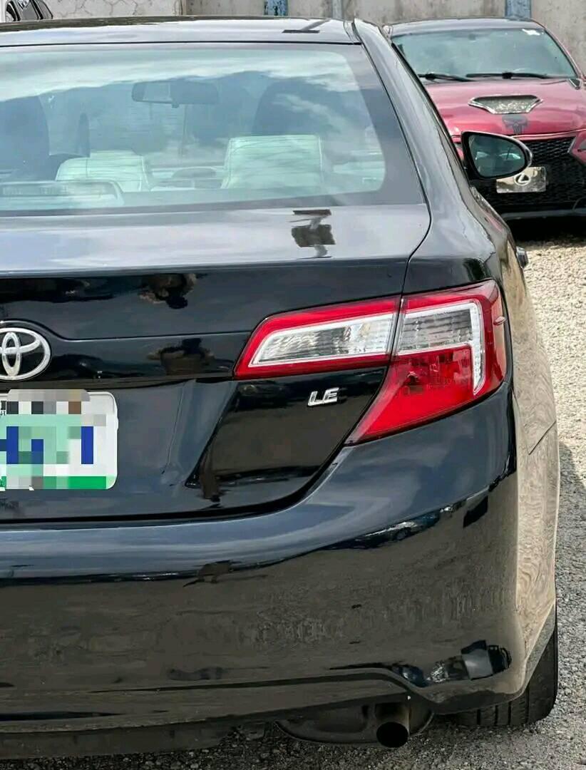 A picture of car