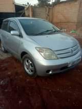 A picture of 2004 Toyota IST