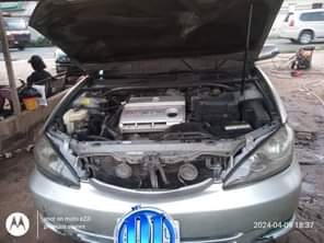 A picture of Toyota Camry 2005 model less than 2 years used Silent