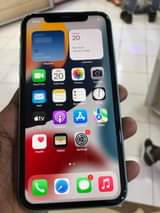 A picture of iPhone 11 128gb storage 88 battery health Face ID working