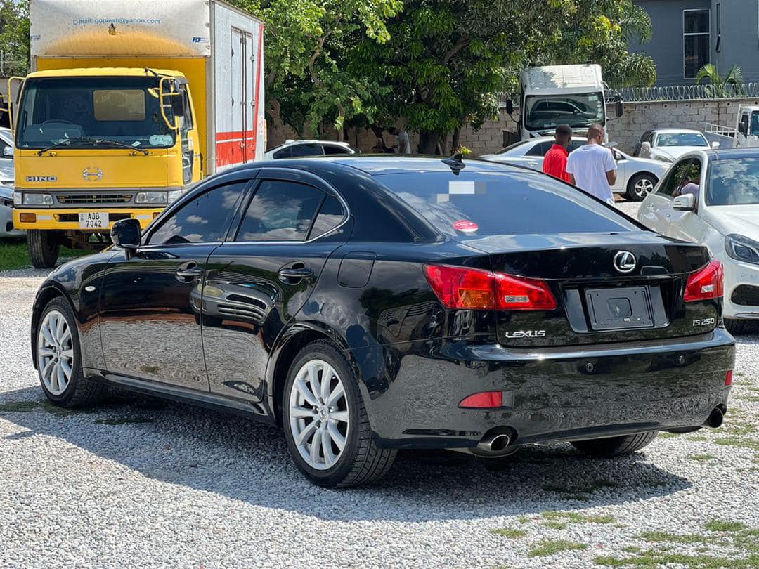 lexus