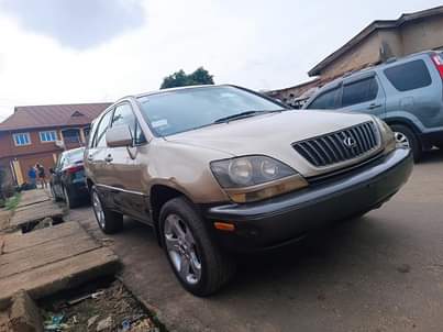 A picture of Sharpest registered Lexus Rx 300