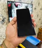 A picture of Samsung note 9
