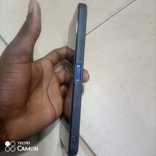 A picture of Camon 18