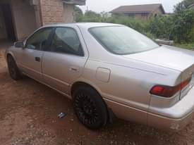 A picture of Toyota Camry tiny light