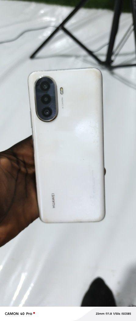 A picture of 120k top up on this Huawei y70 128gb storage for