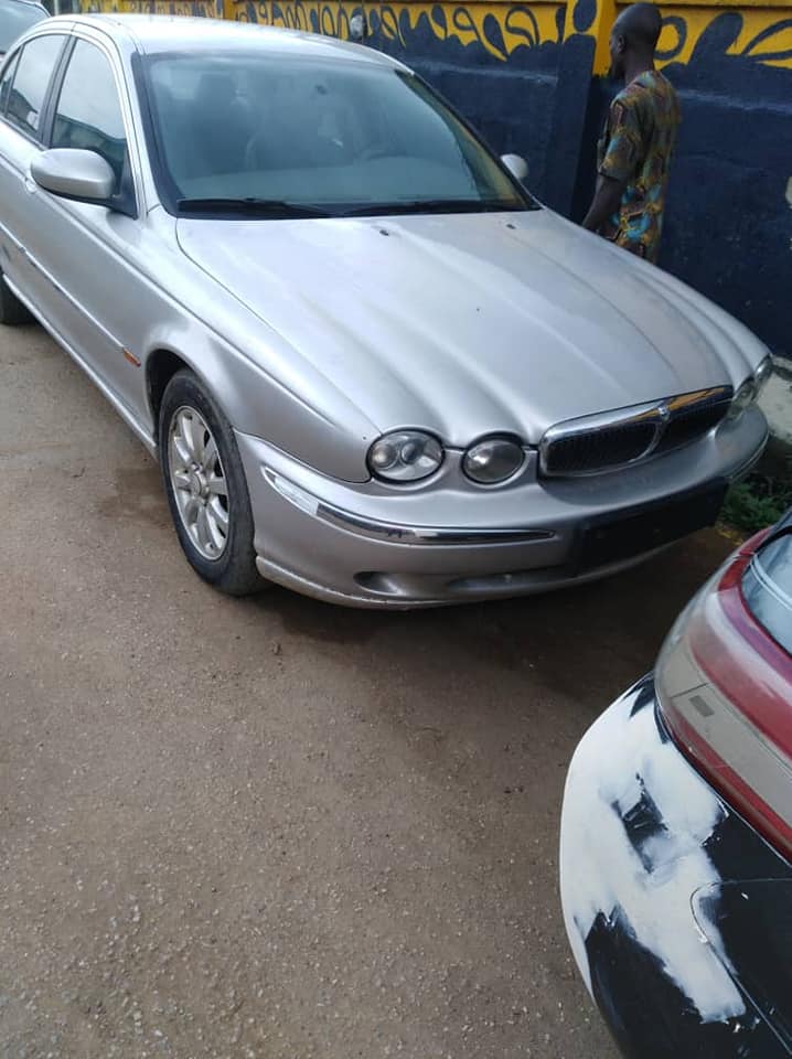 A picture of This Jaguar is for sale buy and fix the ac