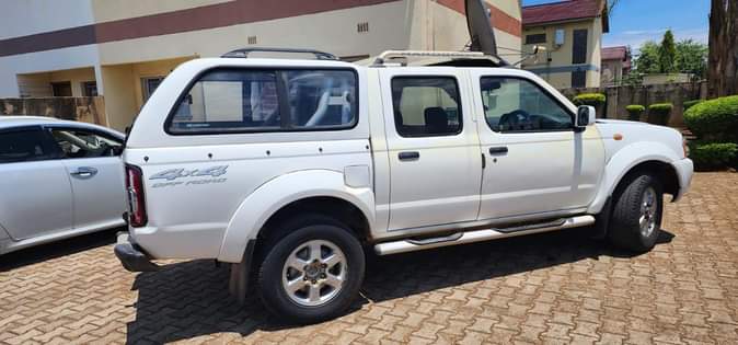 used nissan hardbody