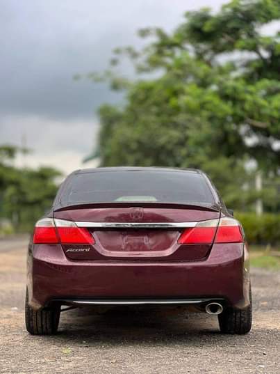 A picture of Extreamly sharp unregistered Honda Accord 2013 on belt with original